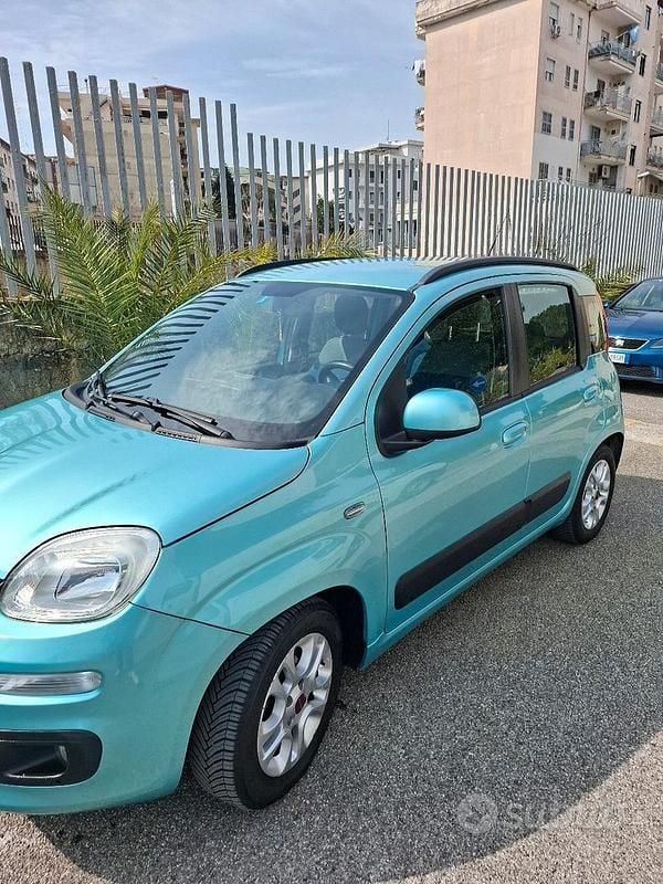 Usata Fiat Panda 75 CV (55 kW) 2014 Verde Utilitaria