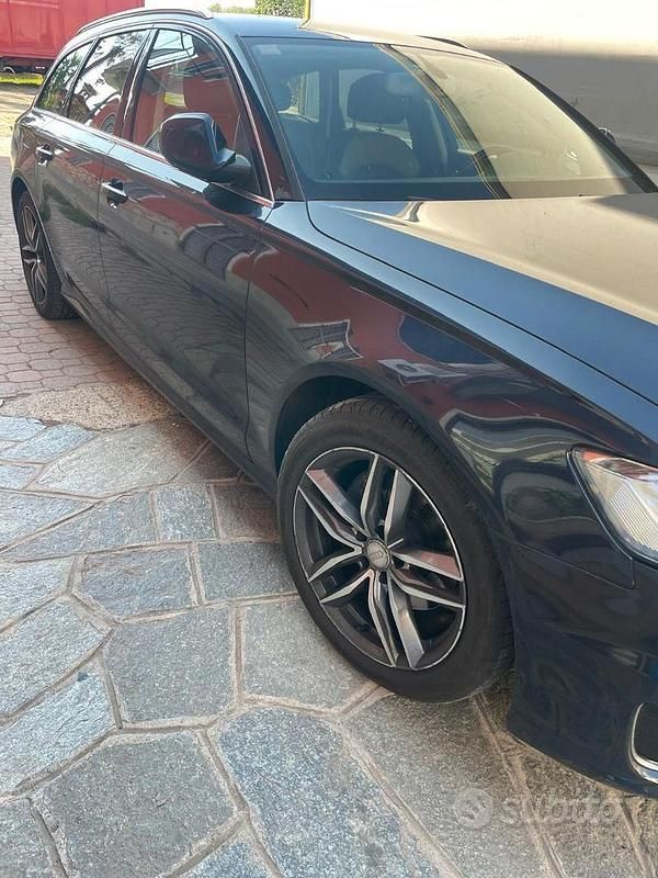 Usata Audi A6 Business Plus 190 CV (139 kW) 2015 Blu Station wagon