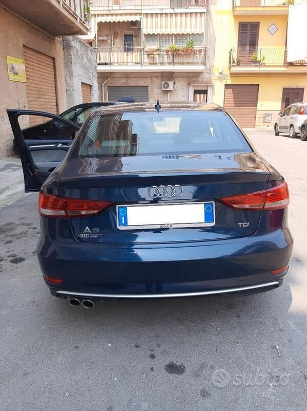 Usata Audi A3 Ambiente 150 CV (110 kW) 2017 Blu Berlina