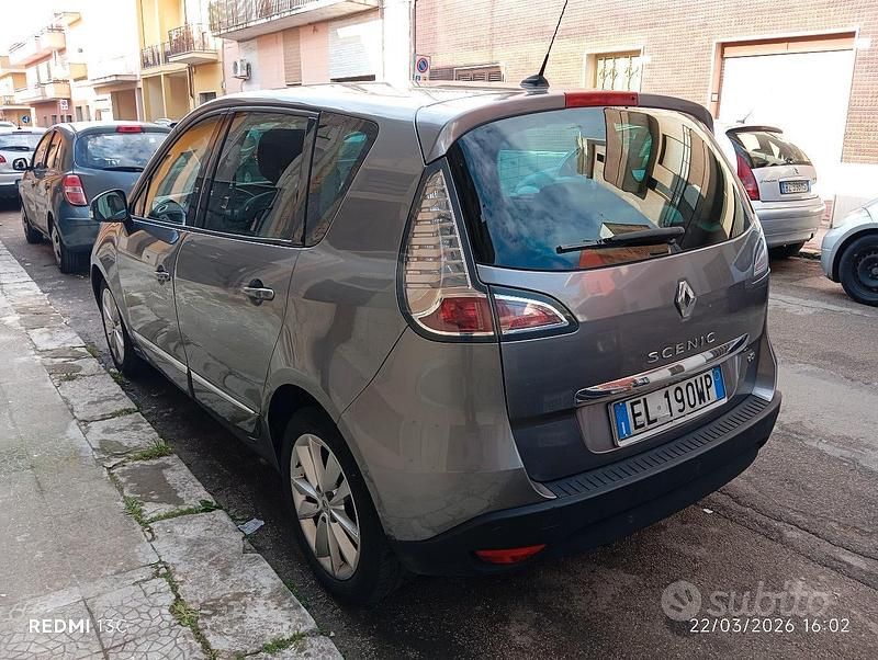 Usata Renault Scénic III 110 CV (80 kW) 2012 Monovolume