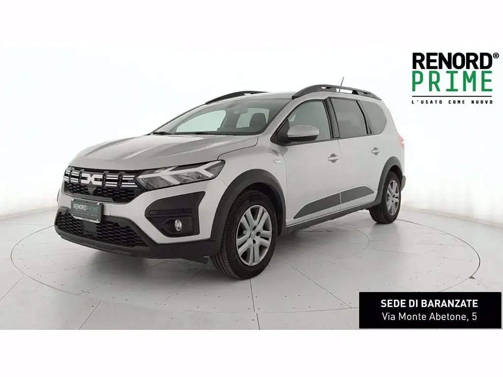 Usata Dacia Jogger Expression 101 CV (74 kW) 2023 Monovolume