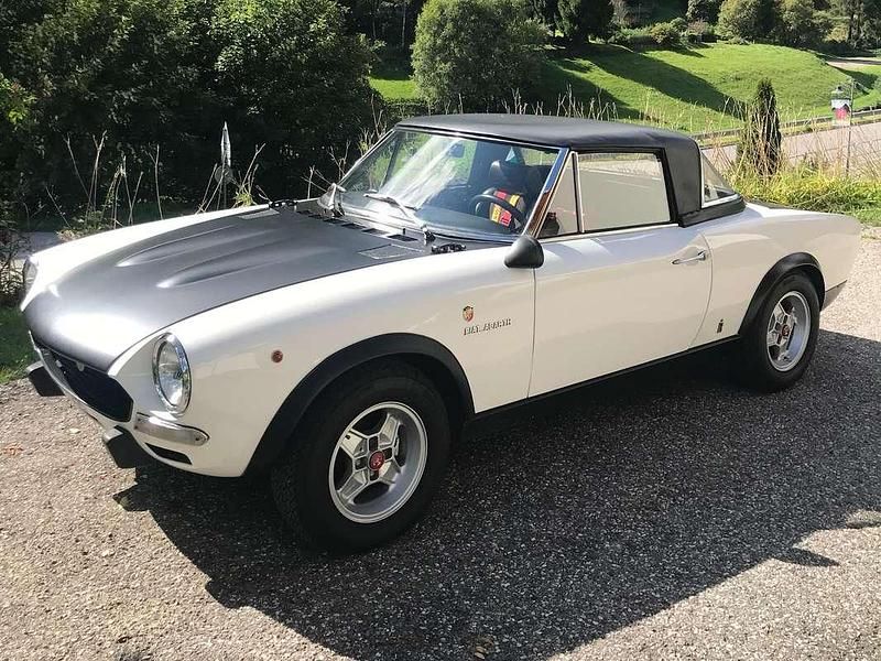 Usata Fiat 124 Spider Abarth 129 CV (94 kW) 1973 Bianco Cabrio