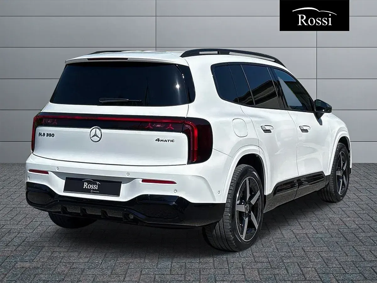 Nuova Mercedes 350 354 CV (260 kW) 2026 Nero