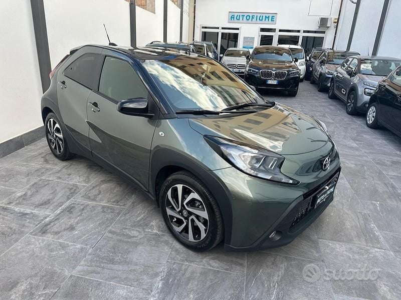 Usata Toyota Aygo X Trend 72 CV (52 kW) 2023 Verde SUV
