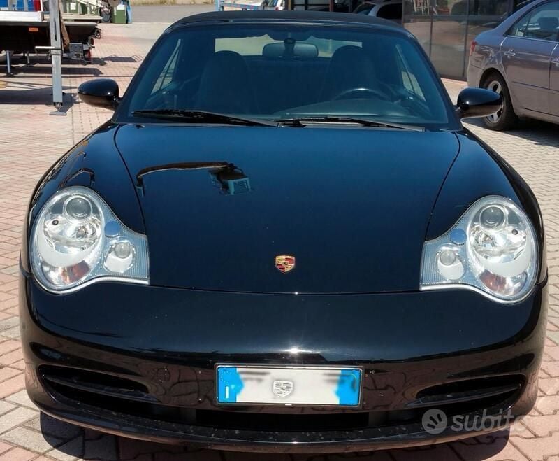 Usata Porsche 911 Carrera 4 Cabriolet 300 CV (220 kW) 2001 Nero Cabrio