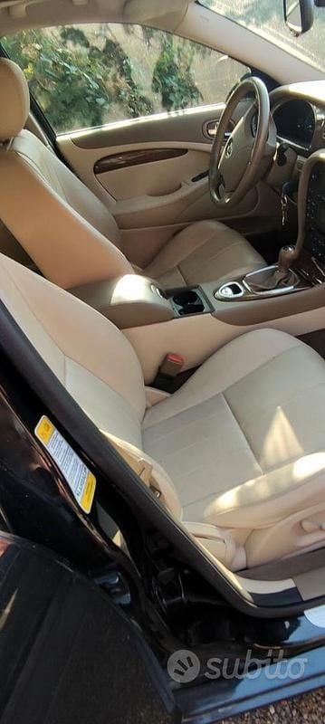 Usata Jaguar S-Type 200 CV (147 kW) 2004 Nero Berlina