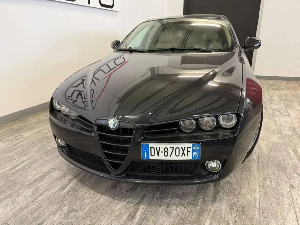 Usata Alfa Romeo 159 Distinctive 200 CV (147 kW) 2009 Nero Station wagon