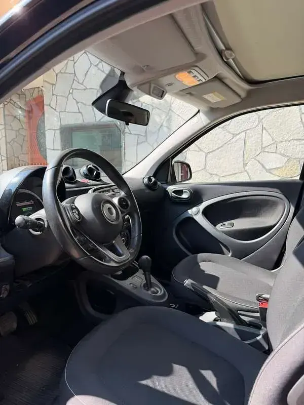 Usata Smart ForFour Electric Drive Passion 41 kW (56 CV) 2019 Utilitaria