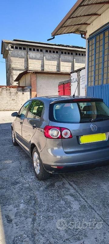 Usata VW Golf IV 115 CV (84 kW) 2005 Grigio Berlina