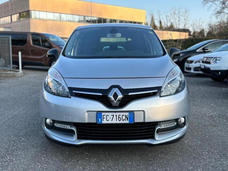 Usato 2015 Renault Scénic III 1.5 Diesel 110 CV (9.500 €)
