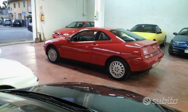 Usata Alfa Romeo GTV 149 CV (109 kW) 1996 Rosso Coupé
