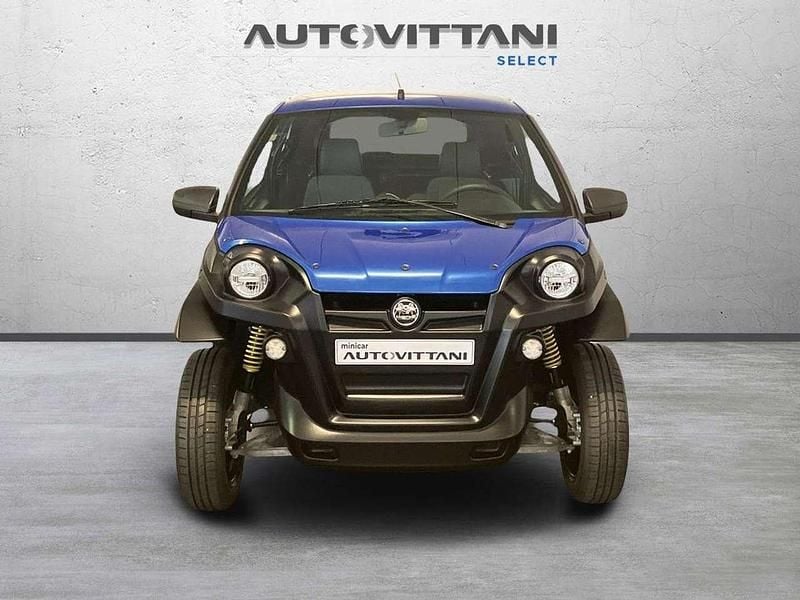 Nuova Aixam e-Scouty Evo 2026 Blu zaffiro Utilitaria