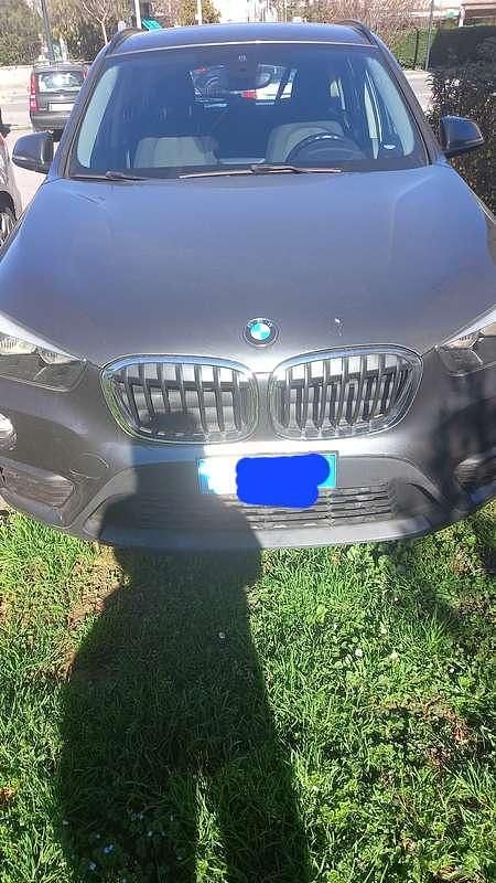 Usata BMW X1 150 CV (110 kW) 2016 Grigio SUV