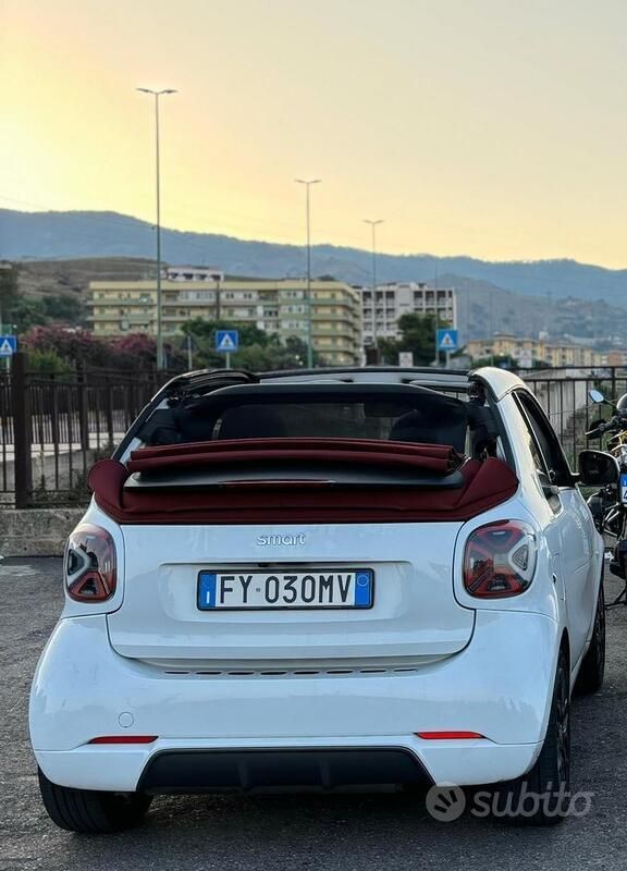 Usata 2019 Smart ForTwo Coupé Cabrio | 18.000 € (Molto cara) - Immagine 1/3