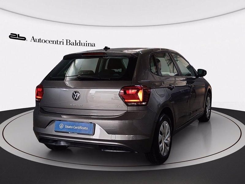 Usata VW Polo Trendline 90 CV (66 kW) 2021 Limestone grey metalizzato Utilitaria