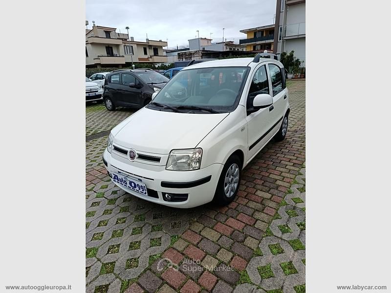Usata Fiat Panda Dynamic 69 CV (50 kW) 2011 Bianco Utilitaria