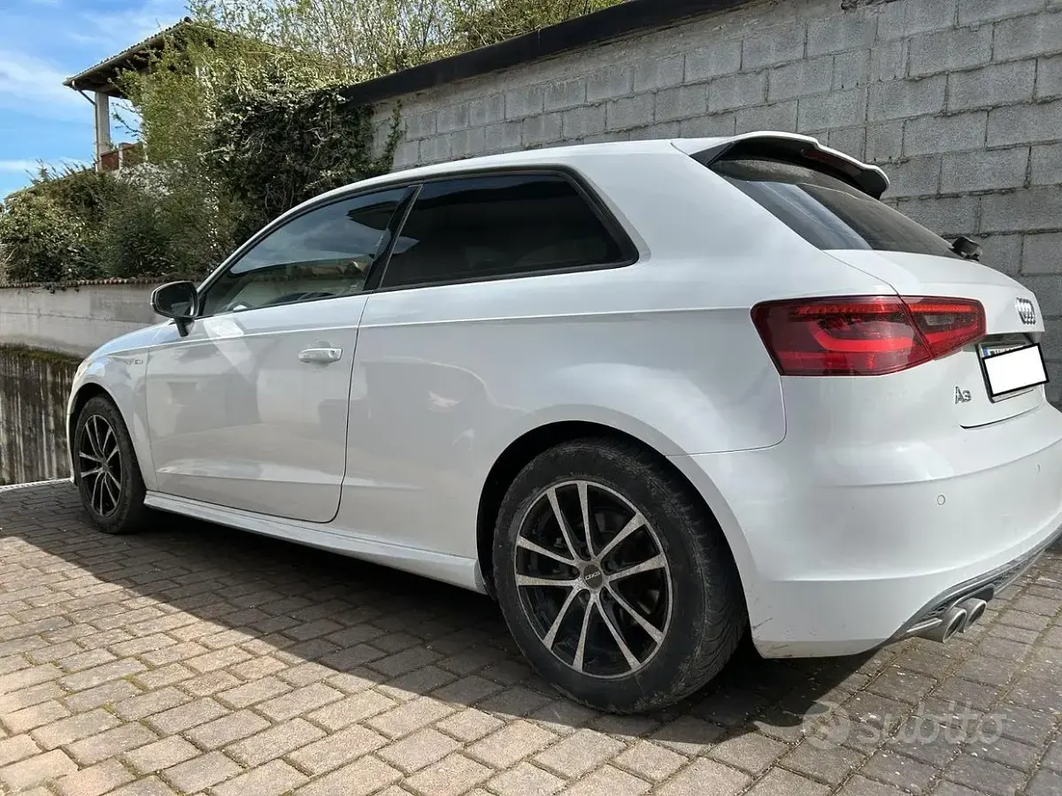 Usata Audi A3 S-Line 150 CV (110 kW) 2014 Bianco Berlina