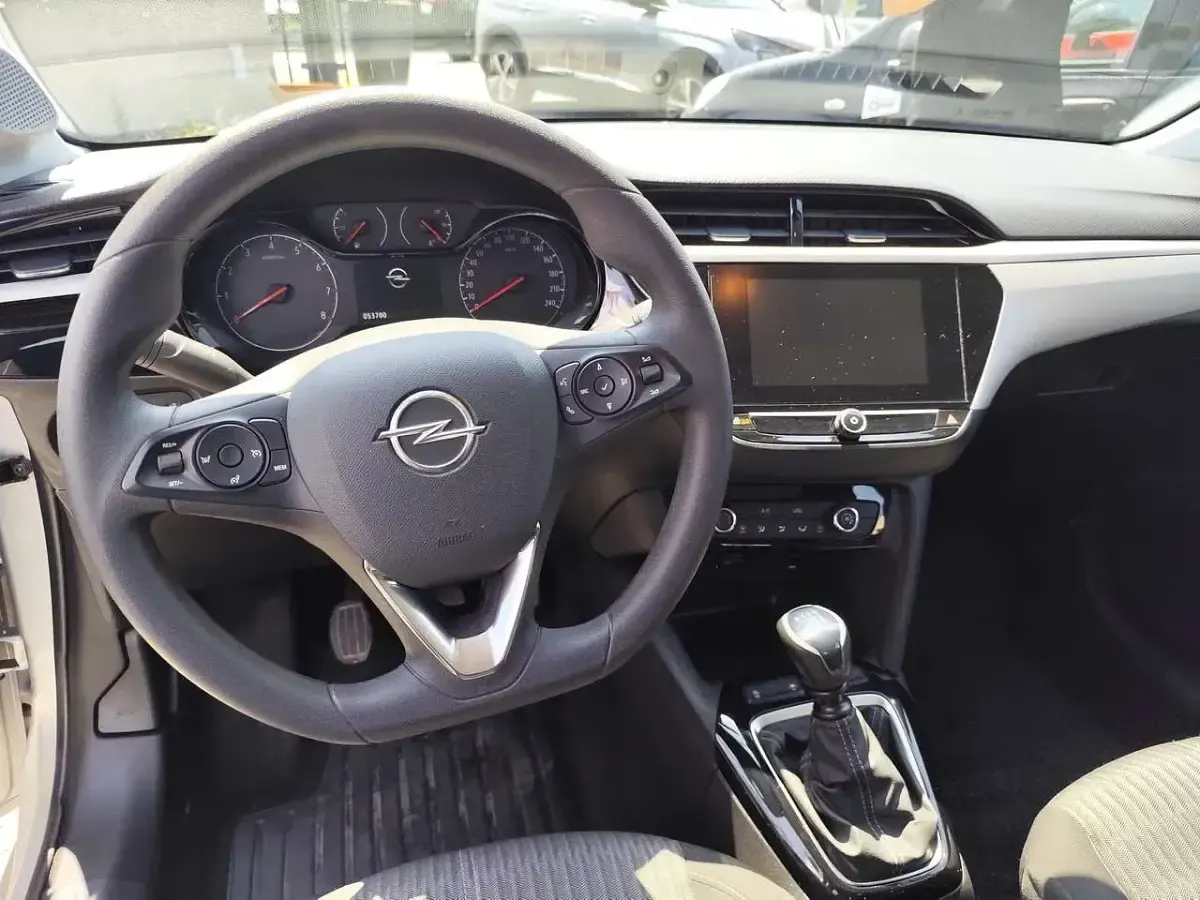 Usata Opel Corsa Edition 101 CV (74 kW) 2023 Vari colori Utilitaria