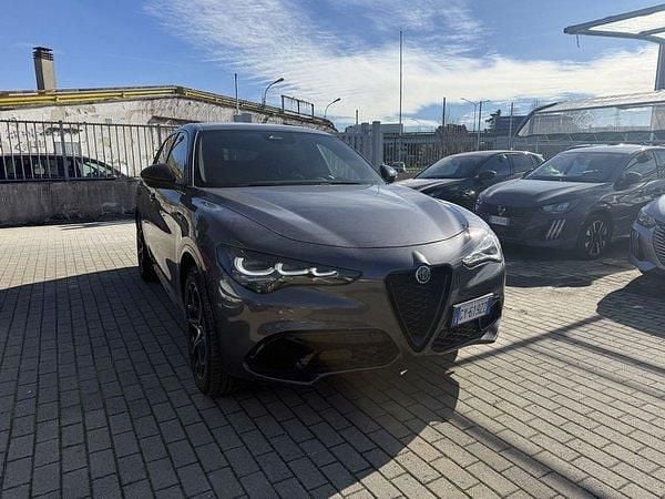 Usata Alfa Romeo Stelvio Veloce 209 CV (153 kW) 2025 SUV