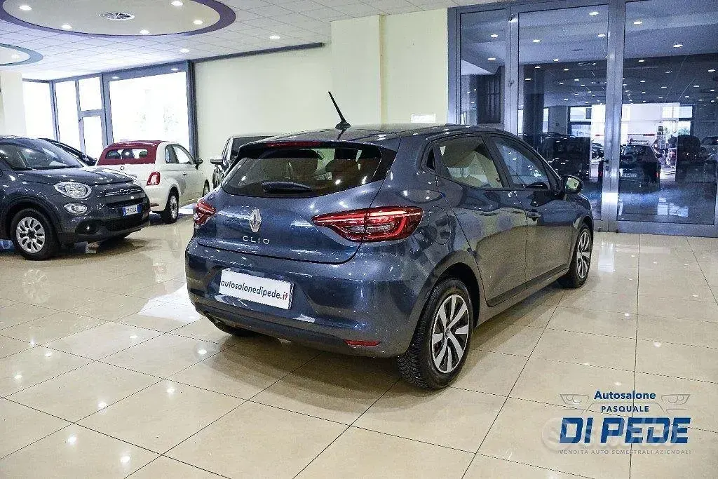 Usata Renault Clio V Equilibre 91 CV (66 kW) 2022 Other Berlina