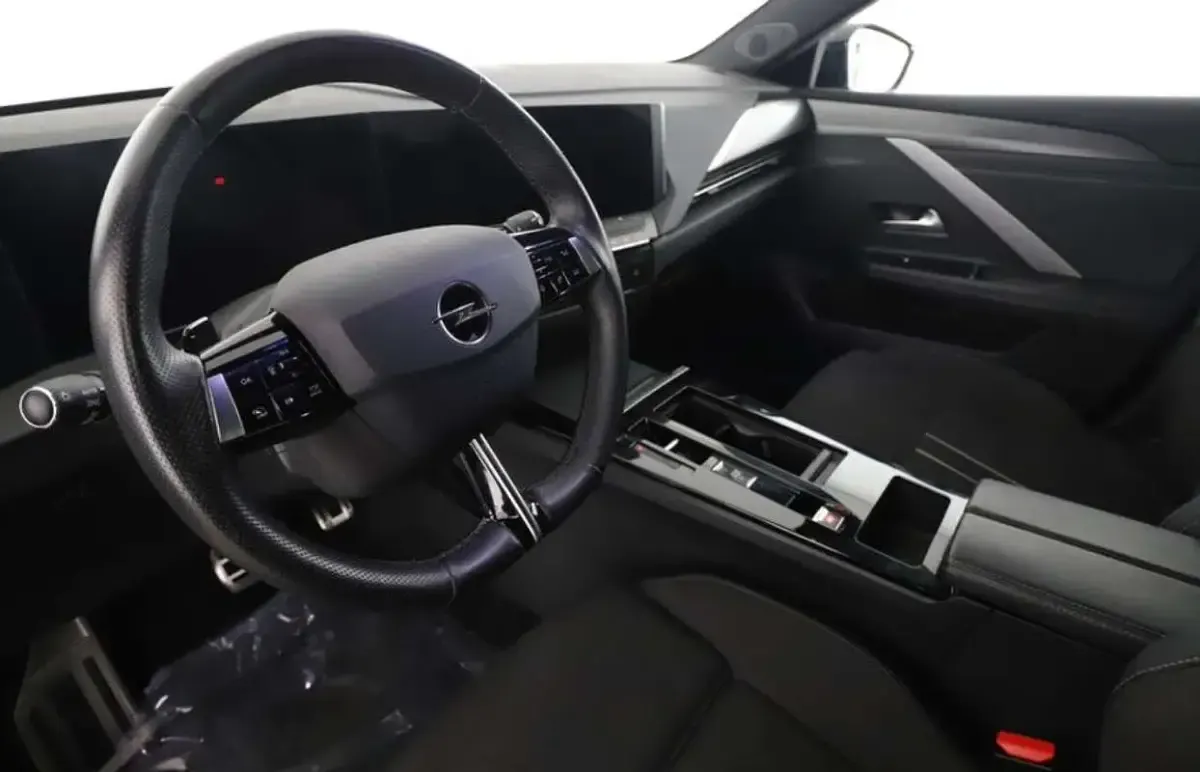 Usata Opel Astra S 131 CV (96 kW) 2023 Grigio Utilitaria