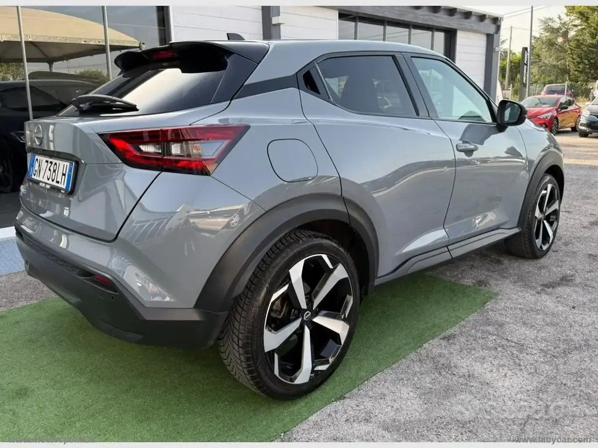 Usata Nissan Juke N-Connecta 114 CV (83 kW) 2023 Grigio SUV