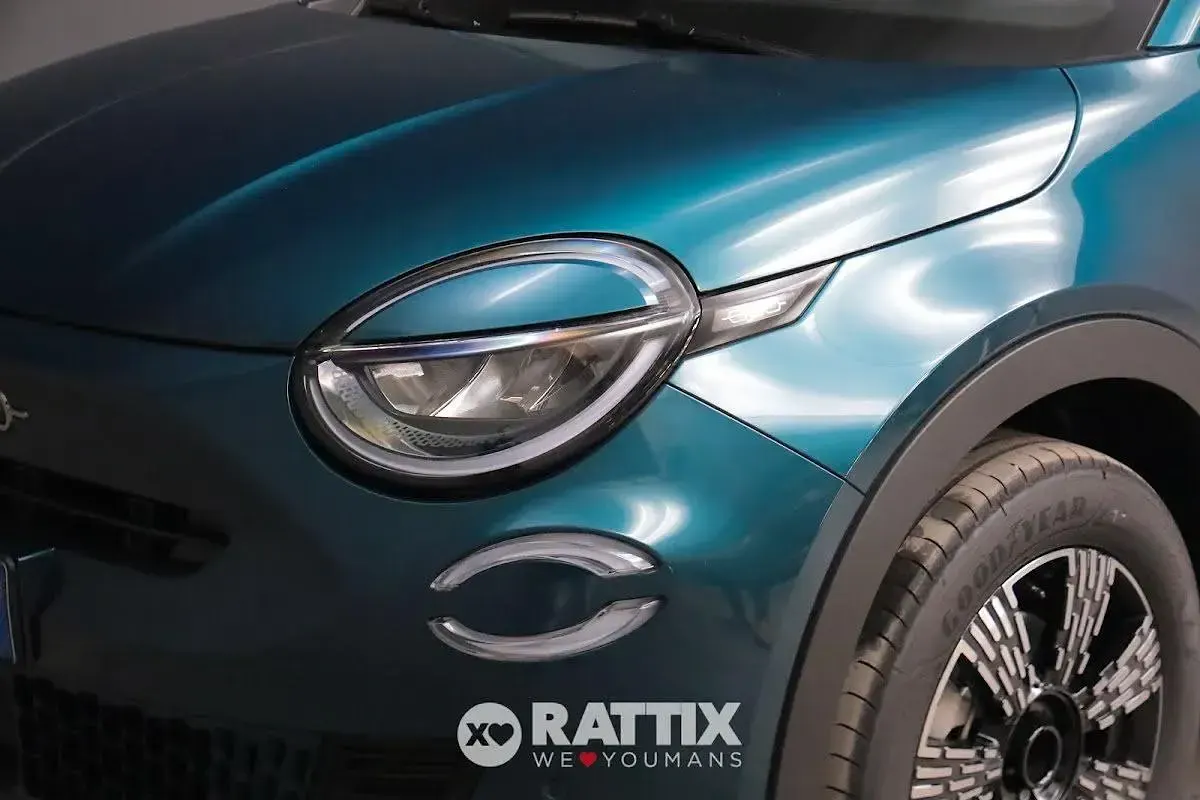 Nuova Fiat 600 Comfort 101 CV (74 kW) 2026 Verde SUV