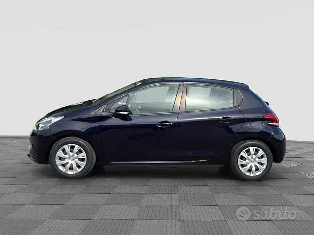Usata Peugeot 208 Active 68 CV (50 kW) 2019 Blu Utilitaria