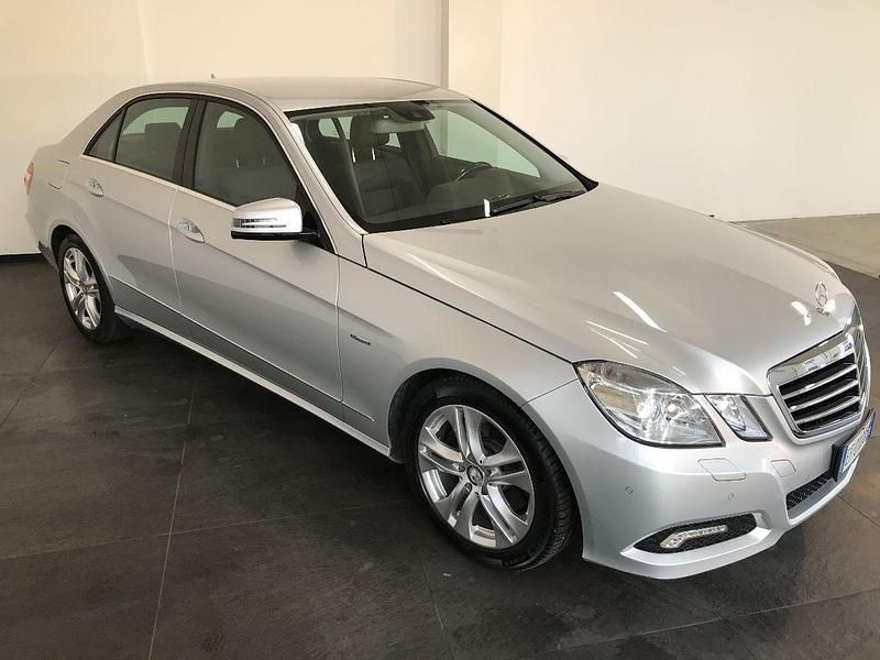 Usata Mercedes E350 Avantgarde 231 CV (169 kW) 2010 Grigio