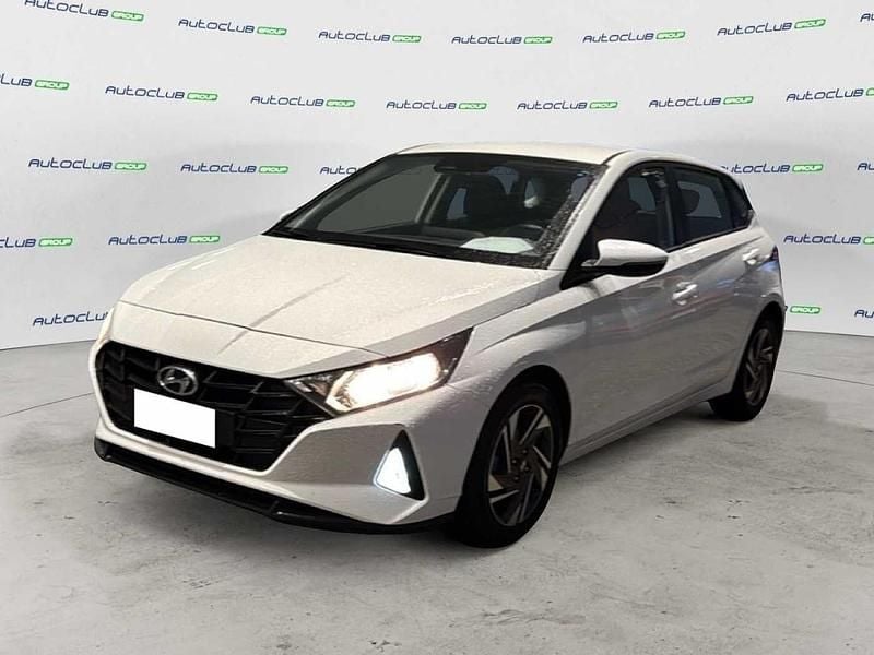 Usata Hyundai i20 84 CV (61 kW) 2023 Bianco Utilitaria