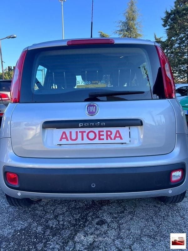 Usata Fiat Panda Lounge 69 CV (50 kW) 2017 Bianco Utilitaria