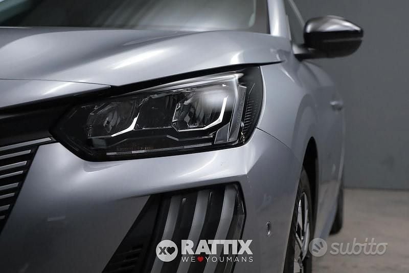 Usata Peugeot 208 Allure 110 CV (80 kW) 2025 Grigio artense Utilitaria