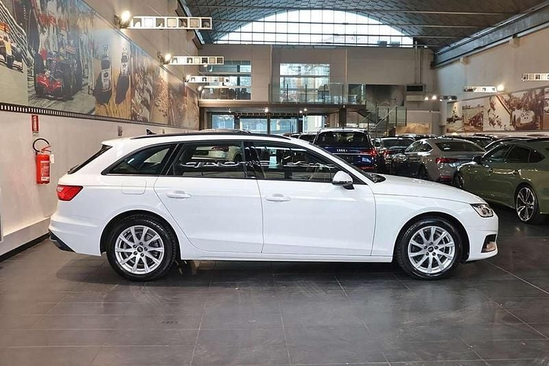 Usata Audi A4 Business 163 CV (119 kW) 2024 Bianco Station wagon