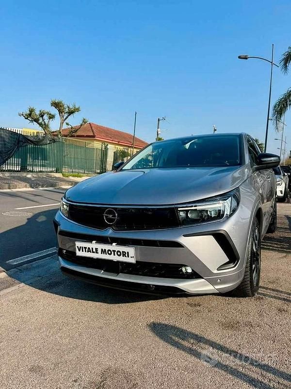 Usata Opel Grandland X GS Line 130 CV (95 kW) 2022 Grigio SUV