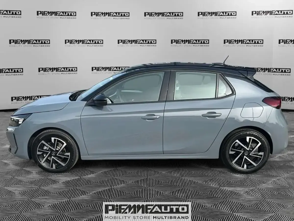 Nuova Opel Corsa 101 CV (74 kW) 2026 Grigio Utilitaria