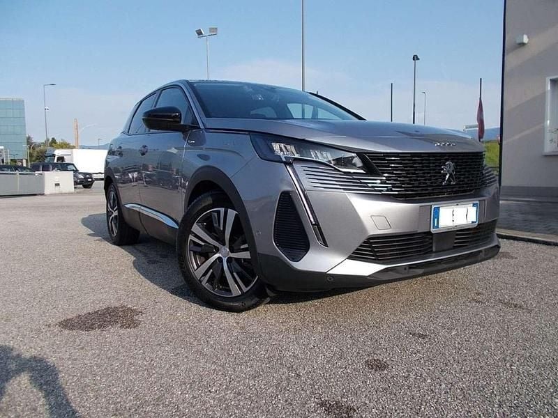 Usata Peugeot 3008 Allure 181 CV (133 kW) 2022 Antracite / metallizzato SUV