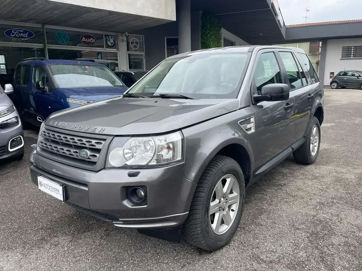 Usata Land Rover Freelander 2 SE 150 CV (110 kW) 2011 Argento SUV