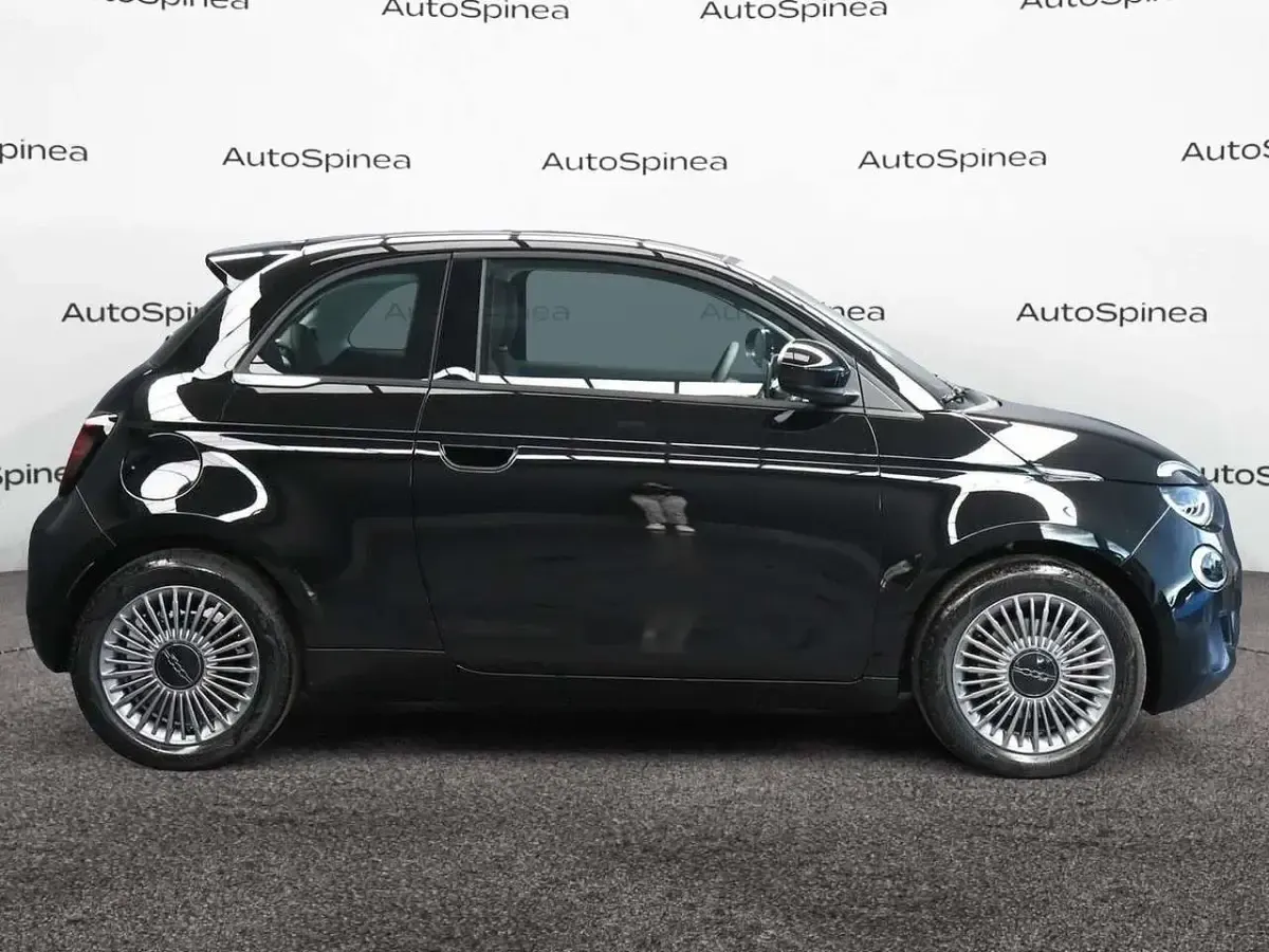 Nuova Fiat 500 65 CV (47 kW) 2026 Nero Berlina