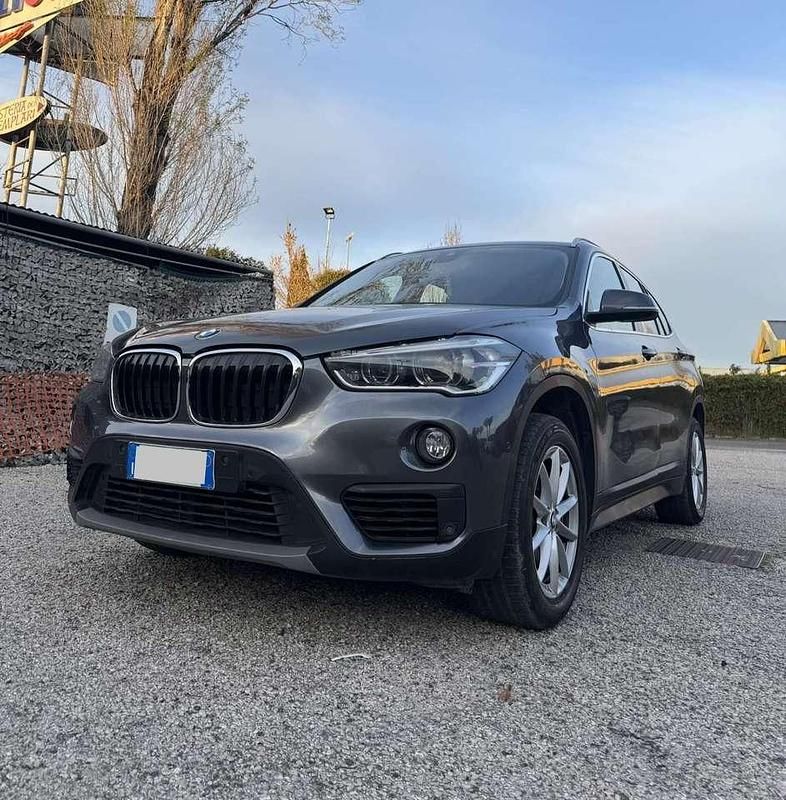 Usata BMW X1 Advantage 116 CV (85 kW) 2019 Grigio SUV