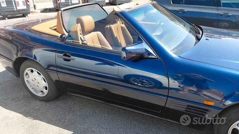 Usata Mercedes SL320 1995 Blu Cabrio