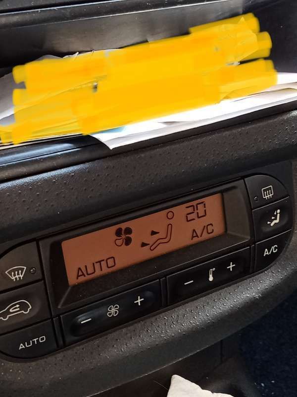 Usata Citroën C3 88 CV (64 kW) 2005 Argento Utilitaria