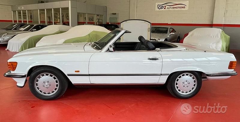 Usata Mercedes SL300 188 CV (138 kW) 1987 Bianco Cabrio