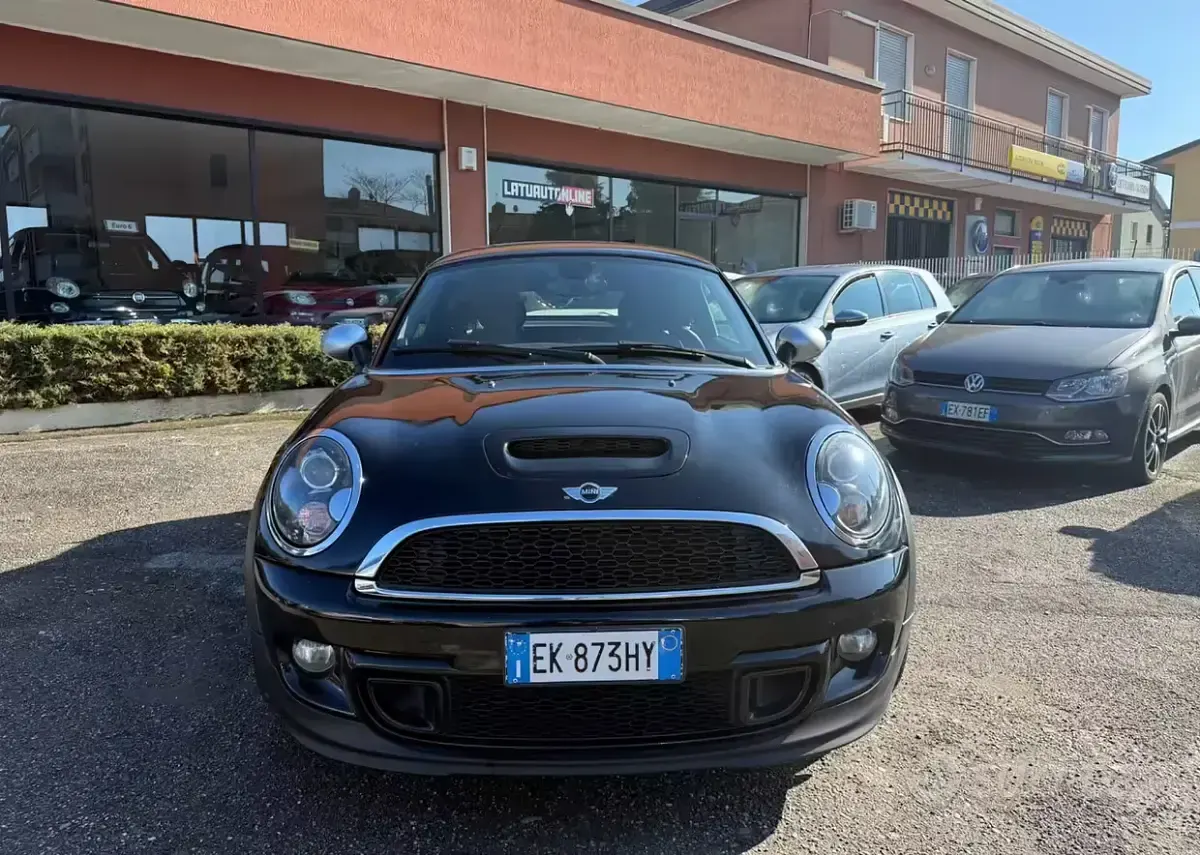 Usata Mini Cooper S Coupé 184 CV (135 kW) 2011 Nero Coupé