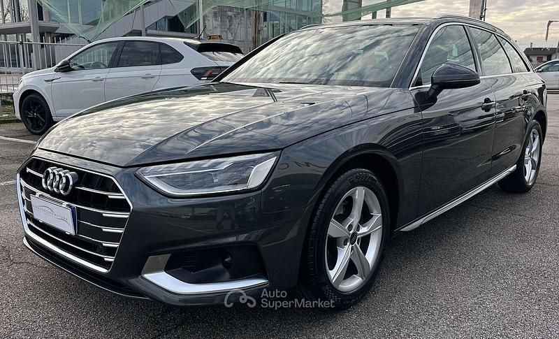 Usata Audi A4 Advanced Plus 163 CV (119 kW) 2023 Grigio Station wagon