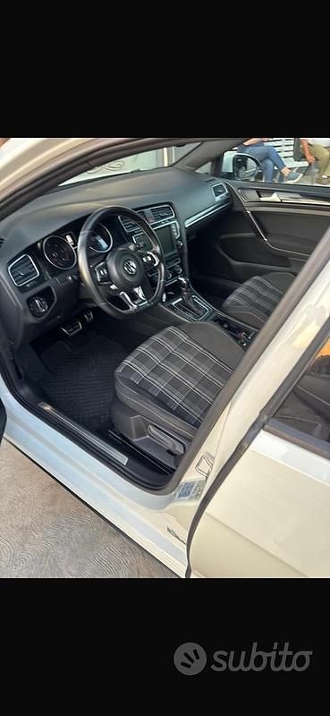 Usata VW Golf VII 150 CV (110 kW) 2014 Bianco Berlina