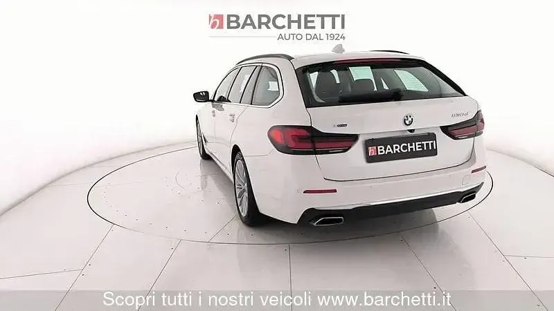 Begagnad BMW 530 Luxury Line 249 HK (183 kW) 2022 Vit Kombi