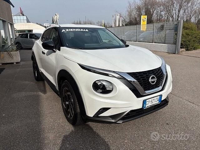 Usata Nissan Juke Acenta 114 CV (83 kW) 2025 Bianco SUV