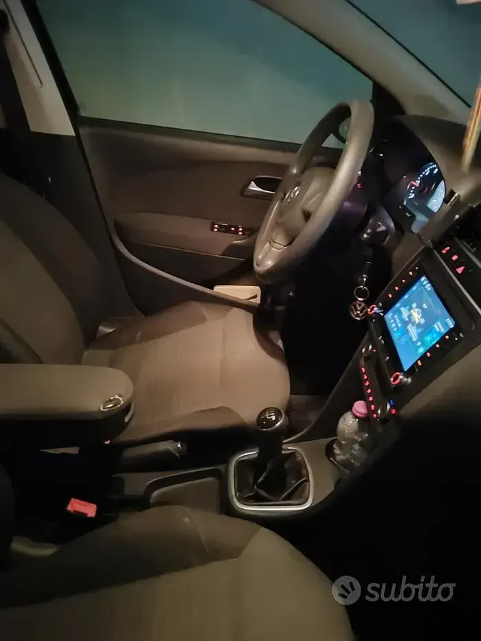 Usata VW Polo 75 CV (55 kW) 2013 Nero Utilitaria