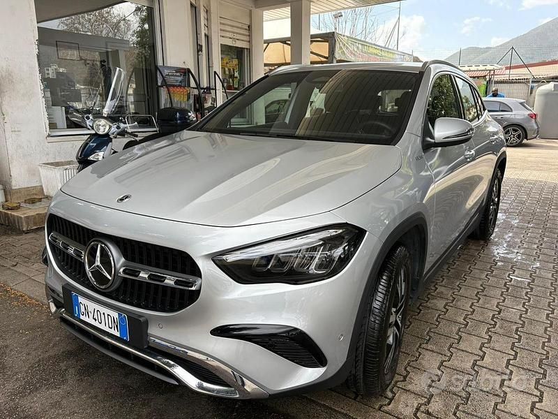 Usata Mercedes GLA200 2023 Grigio SUV