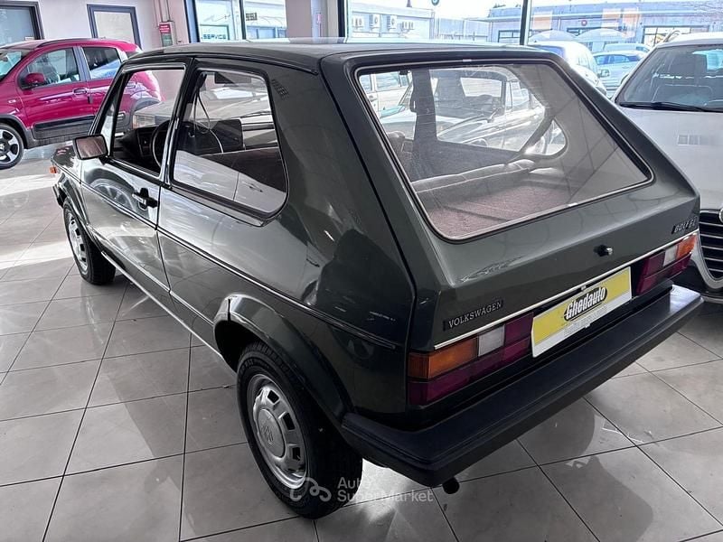 Usata VW Golf I 50 CV (36 kW) 1981 Marrone Utilitaria